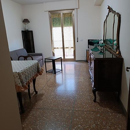 Hortis Apartment, 5 Persone, 2 Camere, Balcone, Metro C E Tram Per Il Centro Roma Ngoại thất bức ảnh