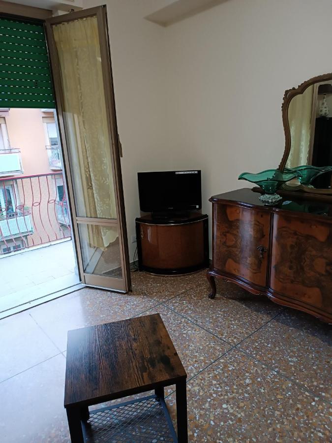Hortis Apartment, 5 Persone, 2 Camere, Balcone, Metro C E Tram Per Il Centro Roma Ngoại thất bức ảnh