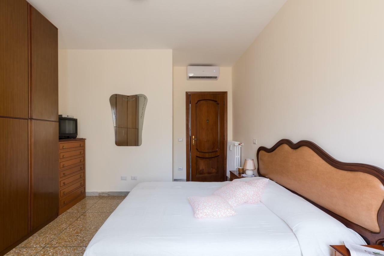 Hortis Apartment, 5 Persone, 2 Camere, Balcone, Metro C E Tram Per Il Centro Roma Ngoại thất bức ảnh