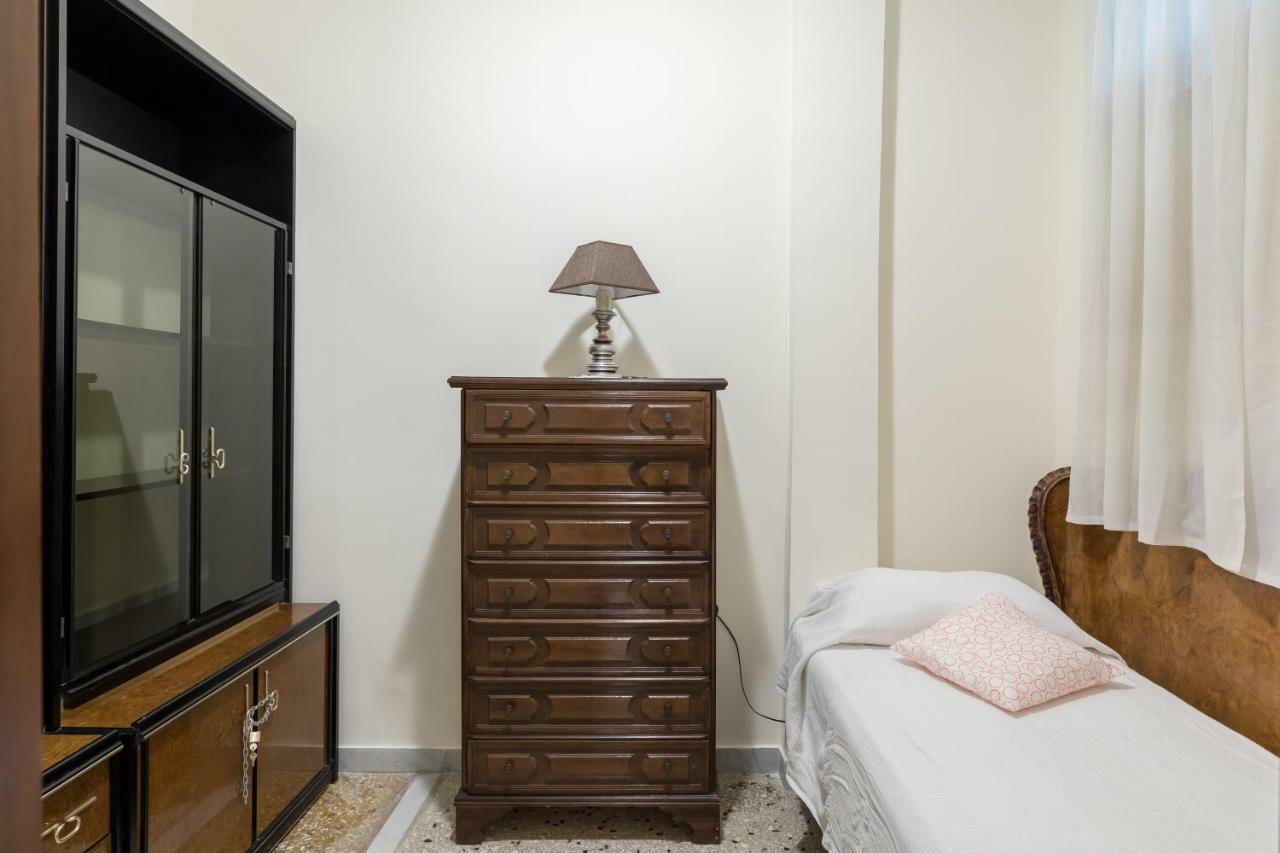 Hortis Apartment, 5 Persone, 2 Camere, Balcone, Metro C E Tram Per Il Centro Roma Ngoại thất bức ảnh